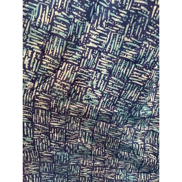 ALEGRE HANDMADE ABSTRACT FRINGED BLUE GEOMETRIC SCARF 100 % RAYON INDONESIA - Picture 2 of 4